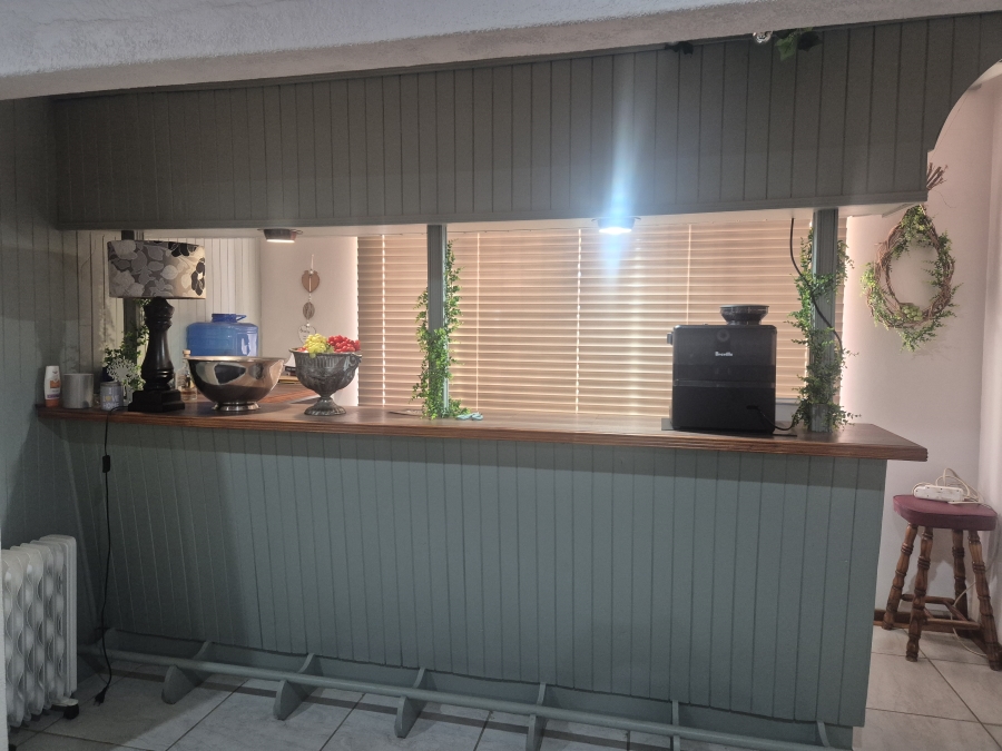 4 Bedroom Property for Sale in Wolmaransstad North West